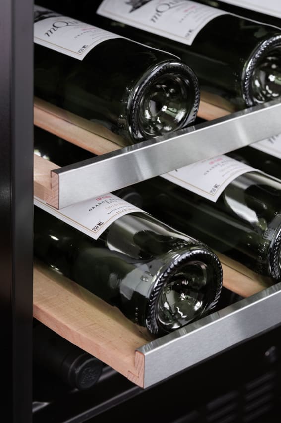 integrated-wine-cooler-winekeeper-exclusive-112d-push-pull (4)